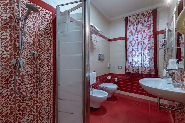 Luxury Tek Büyük veya İki Ayrı Yataklı Oda, Şehir Manzaralı (203)