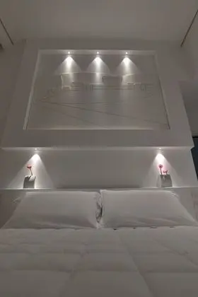 Tek Büyük Yataklı Oda, Balkon