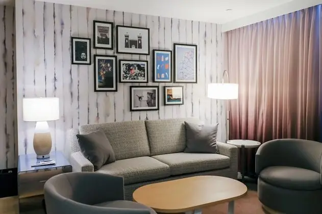 Süit, 1 En Büyük (King) Boy Yatak ve Çekyat, Sigara İçilmez, Park Manzaralı