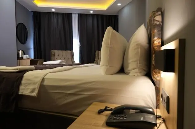 Standart Oda, Şehir Manzaralı