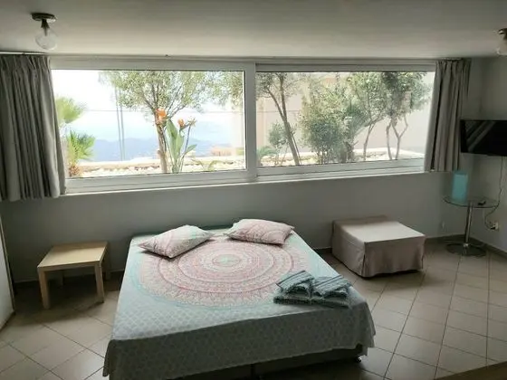 Deluxe Stüdyo, Deniz Manzaralı