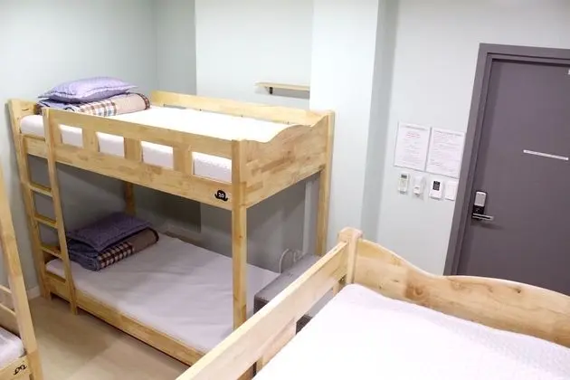 Ortak Ranzalı Oda, Sadece kadınlar için (6-person)
