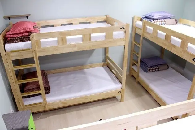 Ortak Ranzalı Oda, Sadece kadınlar için (6-person)