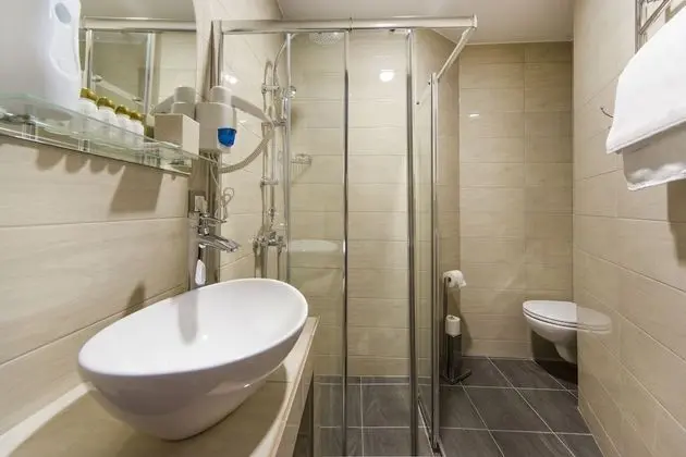 Standard Oda, Balkon