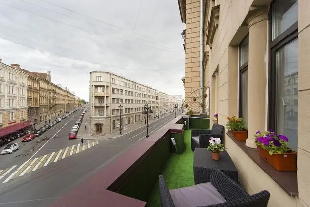 Standard Oda, Balkon