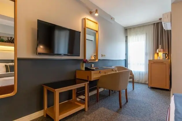 Deluxe Oda, Şehir Manzaralı, Balkonlu
