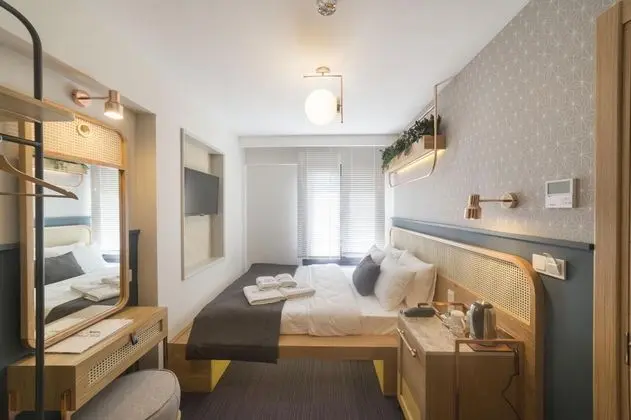 Standart Oda, Şehir Manzaralı