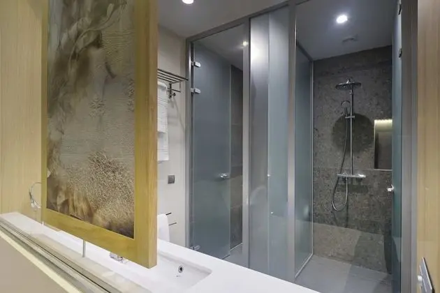 Connected Smart room with Park view