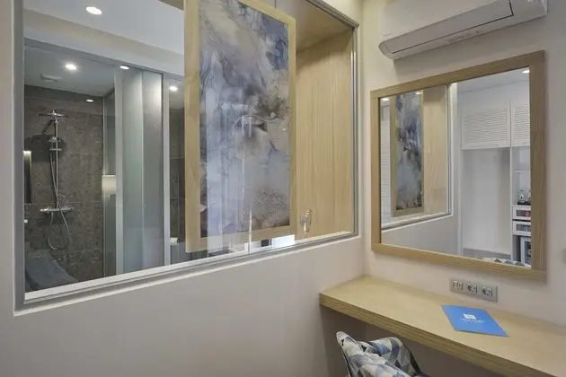 Family Smart room with Park view