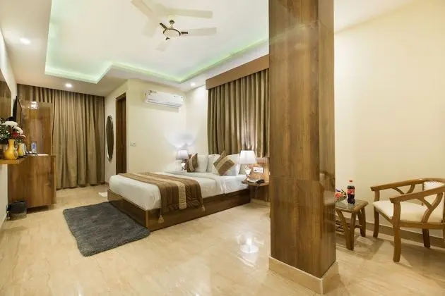 Deluxe Tek Büyük Yataklı Oda, 1 Çift Kişilik Yatak, Sigara İçilmez