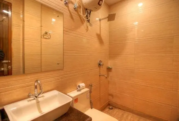 Deluxe Tek Büyük Yataklı Oda, 1 Çift Kişilik Yatak, Sigara İçilmez