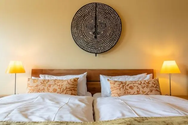 Tek Büyük Yataklı Oda (African Sunset)