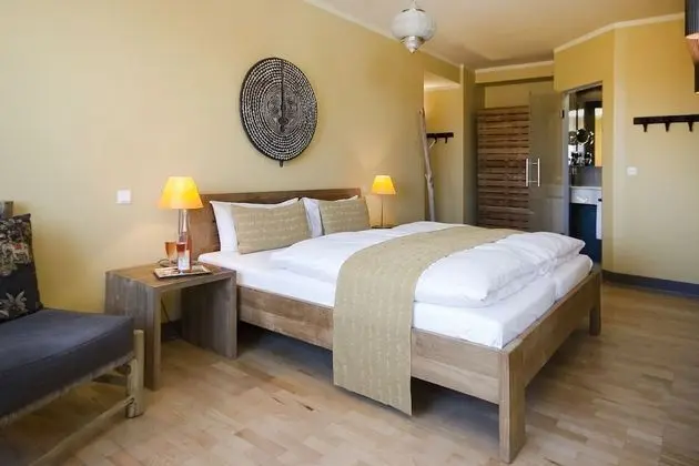 Tek Büyük Yataklı Oda (African Sunset)