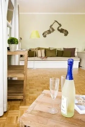 Tek Büyük Yataklı Oda (Kambodscha)