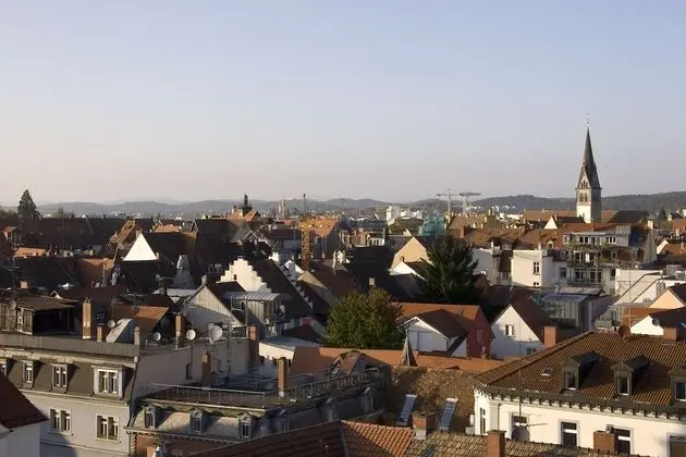 Tek Büyük Yataklı Oda (Kambodscha)