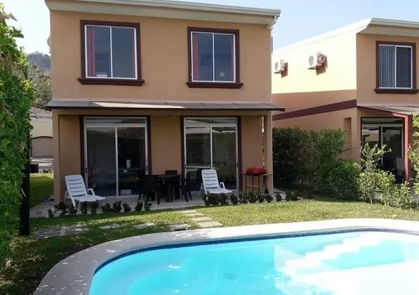 Traditional Villa, 3 Yatak Odası, Kişiye Özel Havuzlu