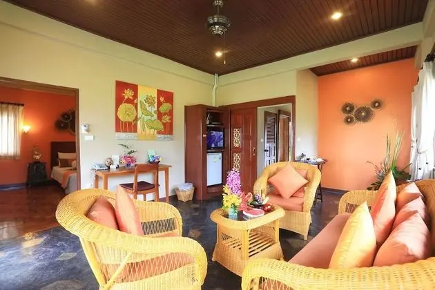 Seaview Villa