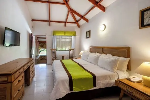 Bungalow Garden, 1 King Bed, Non-Smoking