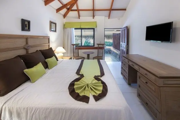 Bungalow Garden, 2 Queen Beds, Non-Smoking