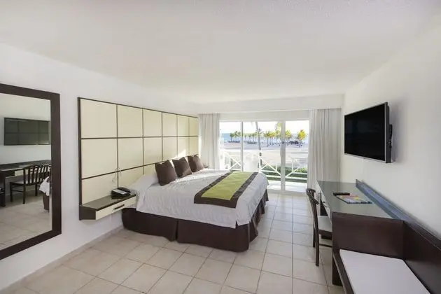 Superior Ocean View, 1 King, Non-Smoking