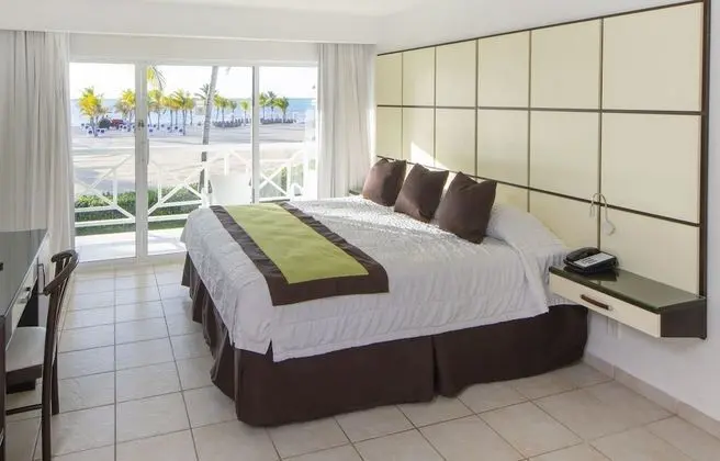 Superior Ocean View, 1 King, Non-Smoking