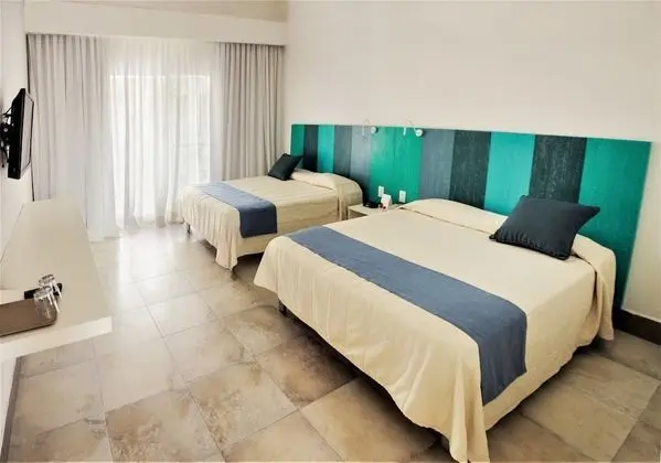 Superior Garden, 2 Queen Beds, Non-Smoking