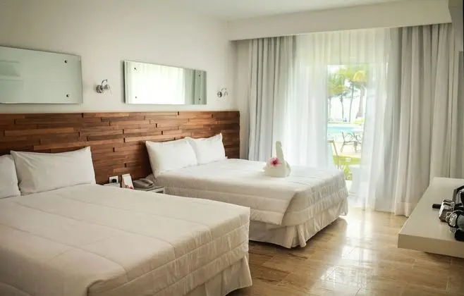 Superior Ocean, 2 Queen Beds, Non-Smoking