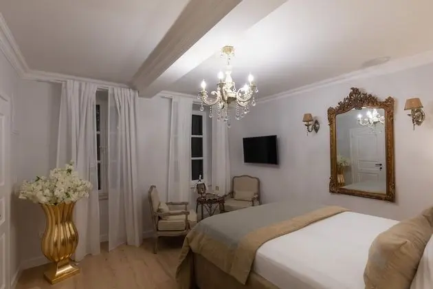 Tek Büyük Yataklı Oda (Comfort Double Room)