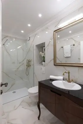 Tek Büyük Yataklı Oda (Comfort Double Room)