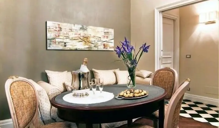 Classic Tek Büyük Yataklı Oda