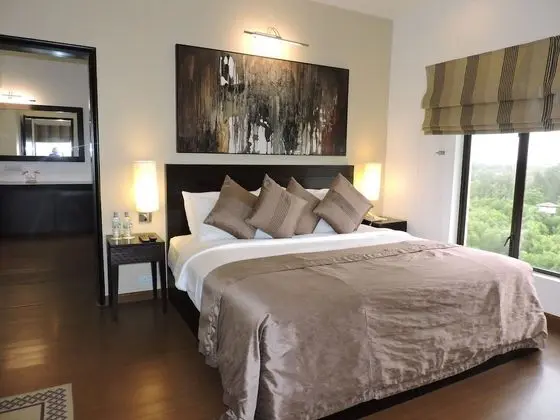 Executive Suite Room with Airport Pick up and Drop off including 15% off on F&B & Spa
