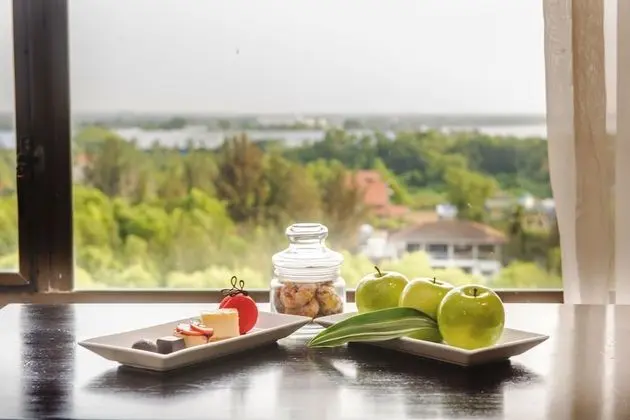 Executive Suite Room with Airport Pick up and Drop off including 15% off on F&B & Spa