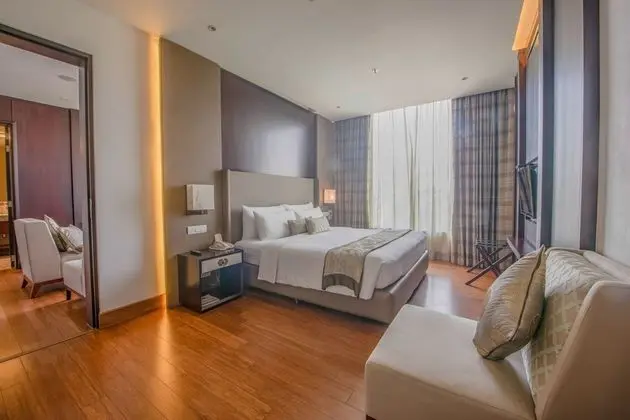 Executive Suite Room with Airport Pick up and Drop off including 15% off on F&B & Spa