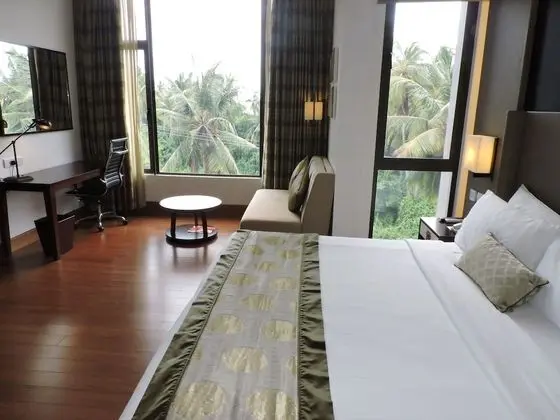 Premium King Room with Airport Pick up and Drop off including 15% off on F&B & Spa