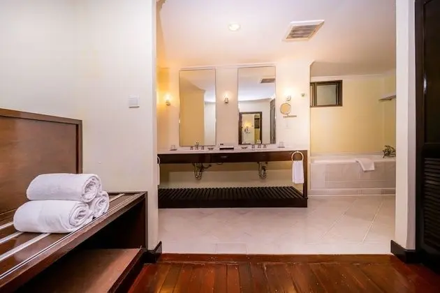 One Bedroom Garden View Suite