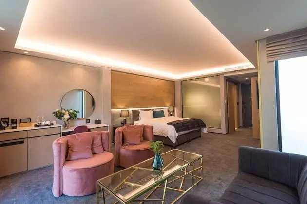 Deluxe Oda, 1 En Büyük (King) Boy Yatak, Balkon