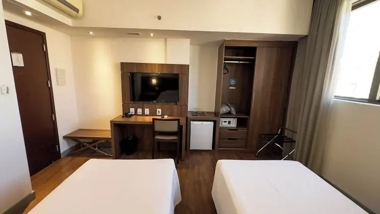 Vivenzo com 2 Camas de solteiro