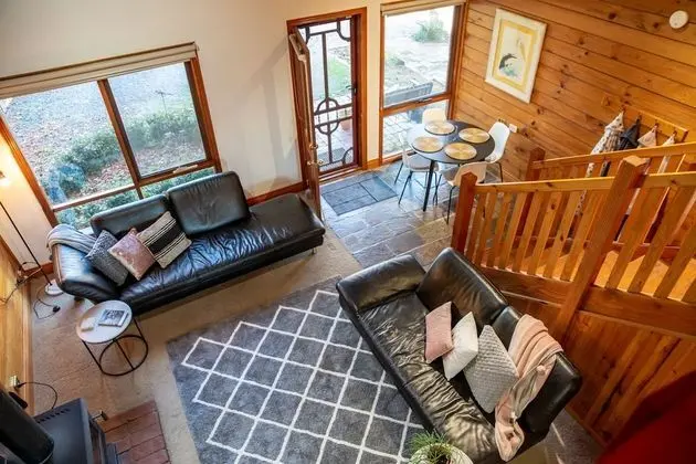 Kır Evi, Dağ Manzaralı