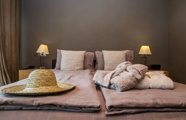 Superior Süit, Köşe (4)