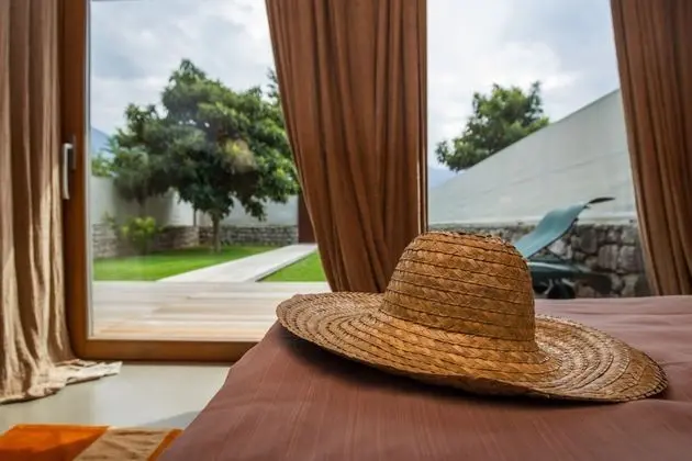 Superior Süit, Köşe (4)