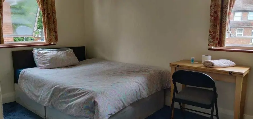 Comfort Büyük Yataklı Tek Kişilik Oda
