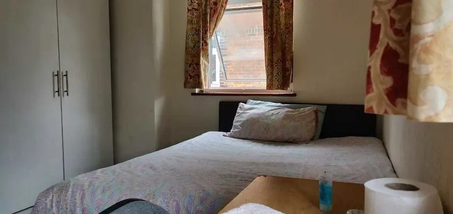 Comfort Büyük Yataklı Tek Kişilik Oda