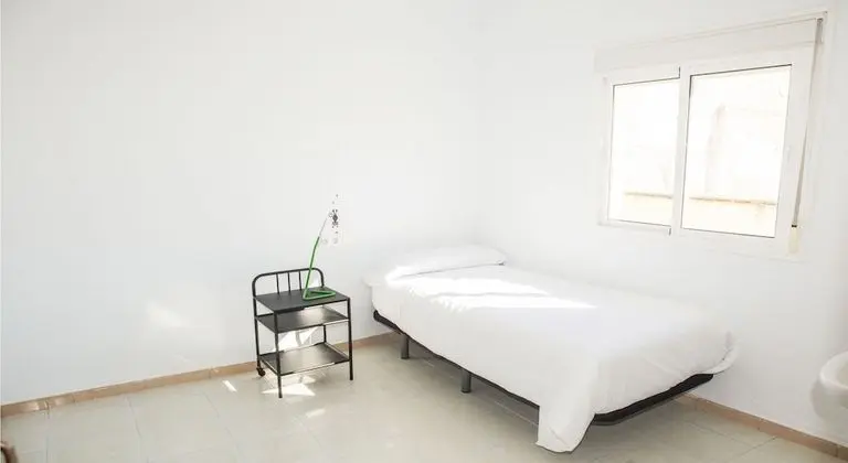 Tek Kişilik Oda, Ortak Banyo