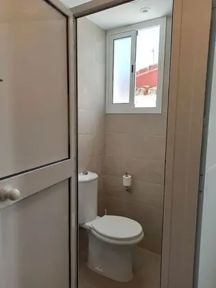 Tek Kişilik Oda, Ortak Banyo
