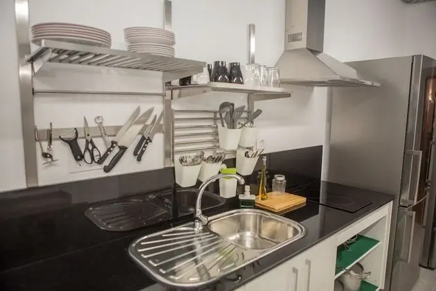 Tek Kişilik Oda, Ortak Banyo