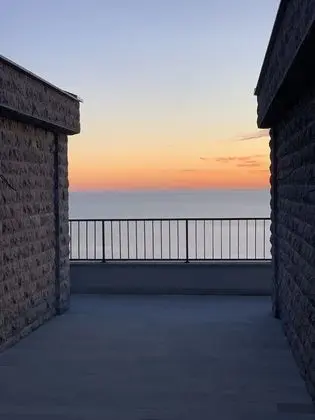 Tek Büyük Yataklı Oda, Balkon, Deniz Manzaralı