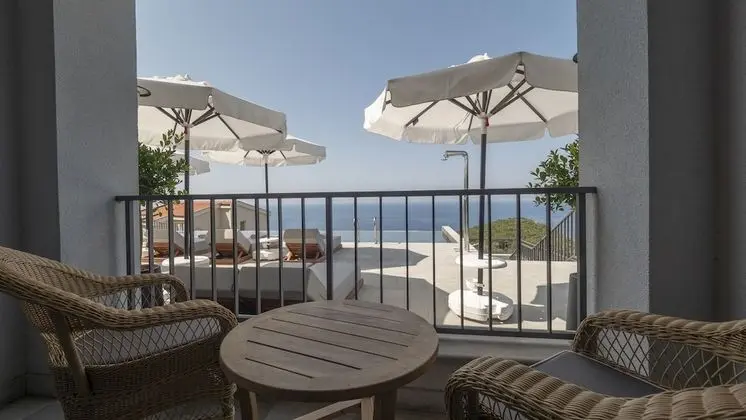 Tek Büyük Yataklı Oda, Balkon, Deniz Manzaralı
