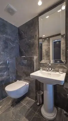 Tek Büyük Yataklı Oda, Balkon, Deniz Manzaralı