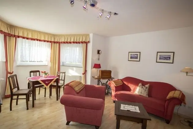 Deluxe Apart Daire, Özel Banyo, Avlu Manzaralı (mit Balkon 2)