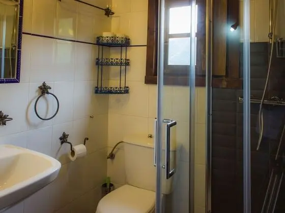Kır Evi, Özel Banyo (Casa rural 10 personas)